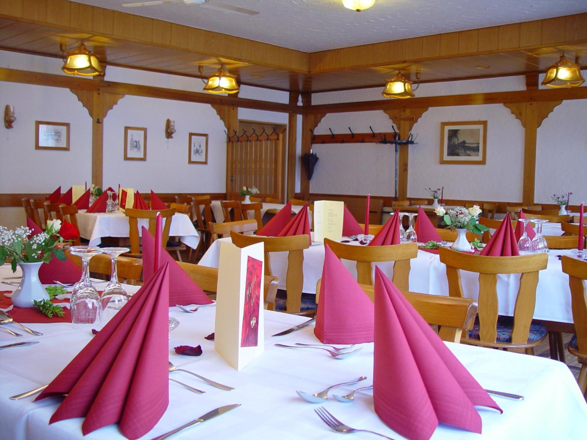 Gasthaus Debelius Beltershausen Marburg ภายนอก รูปภาพ